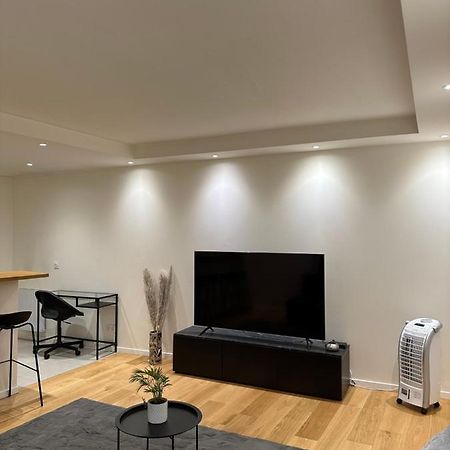 Cosy, Appartement Refait A Neuf Limite 16 Boulogne-Billancourt Exterior photo