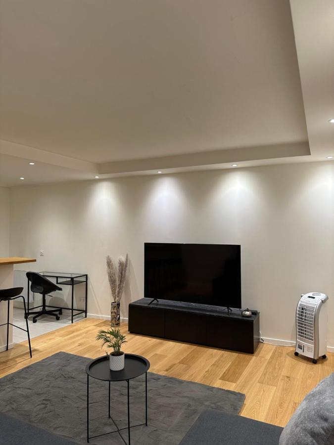Cosy, Appartement Refait A Neuf Limite 16 Boulogne-Billancourt Exterior photo